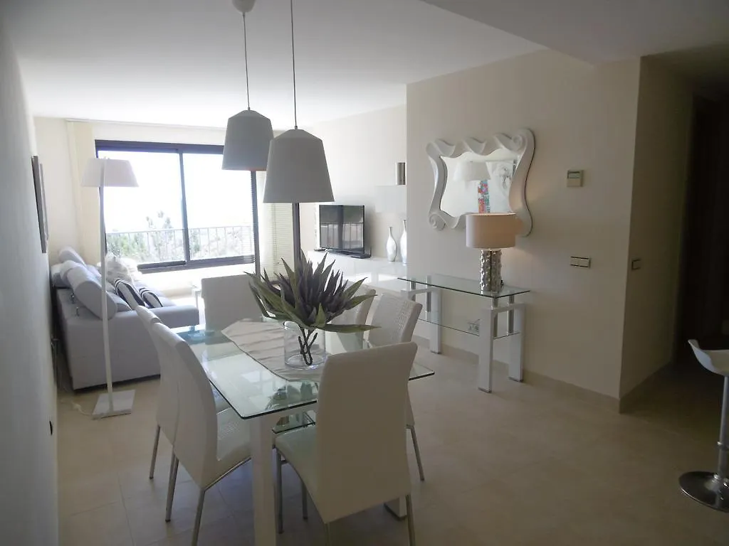 Lets In The Sun Samara Resort Marbella 0*,